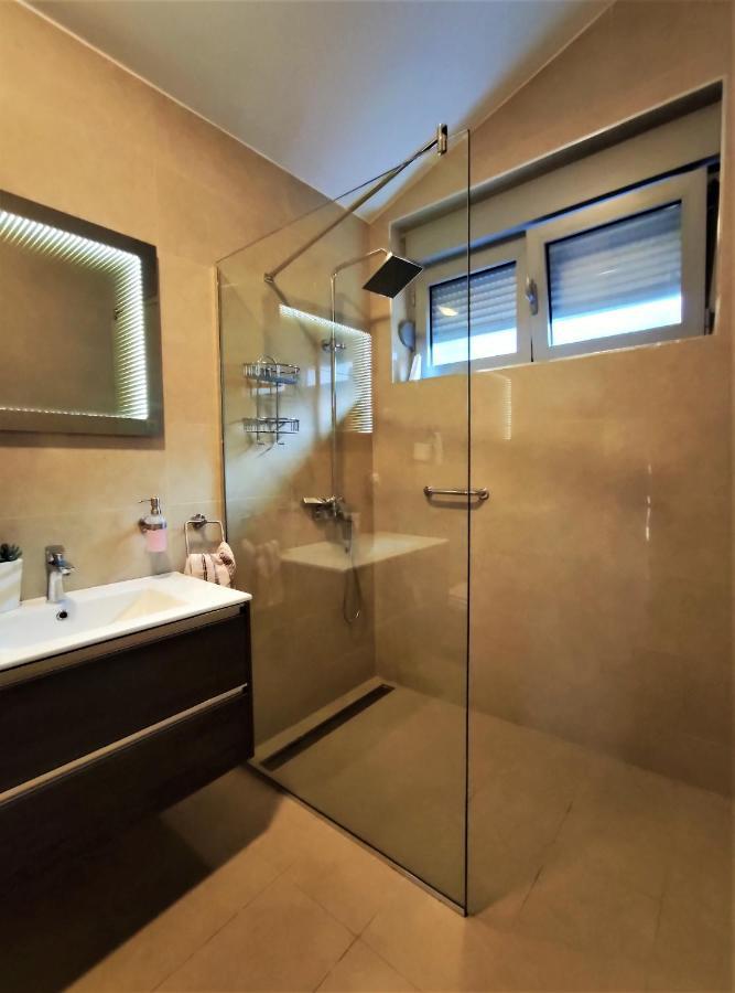 Pavlina Apartments Budva Eksteriør billede