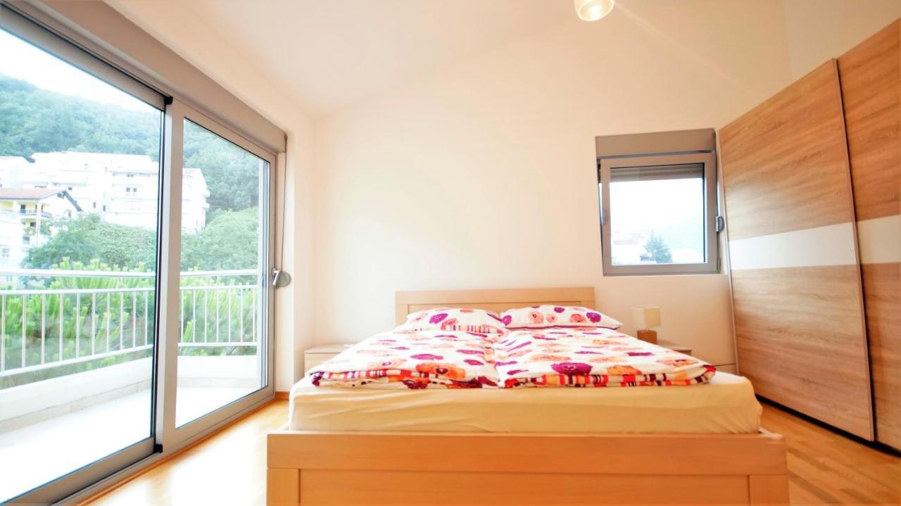 Pavlina Apartments Budva Eksteriør billede
