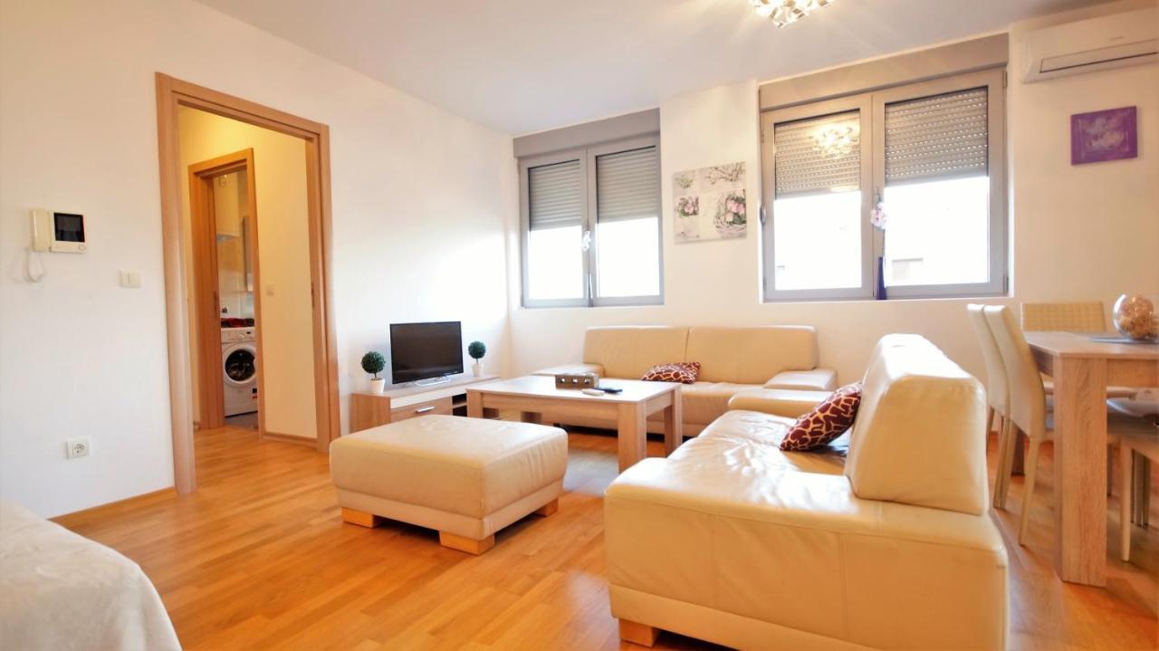 Pavlina Apartments Budva Eksteriør billede