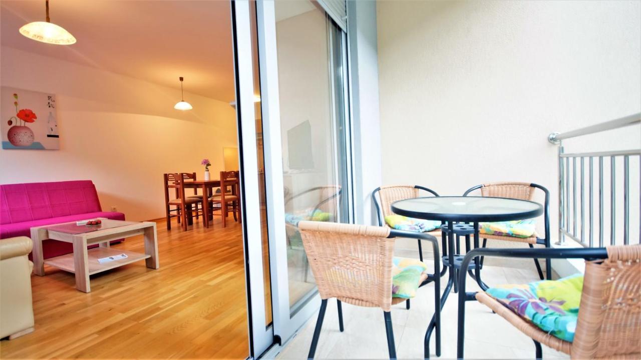 Pavlina Apartments Budva Eksteriør billede