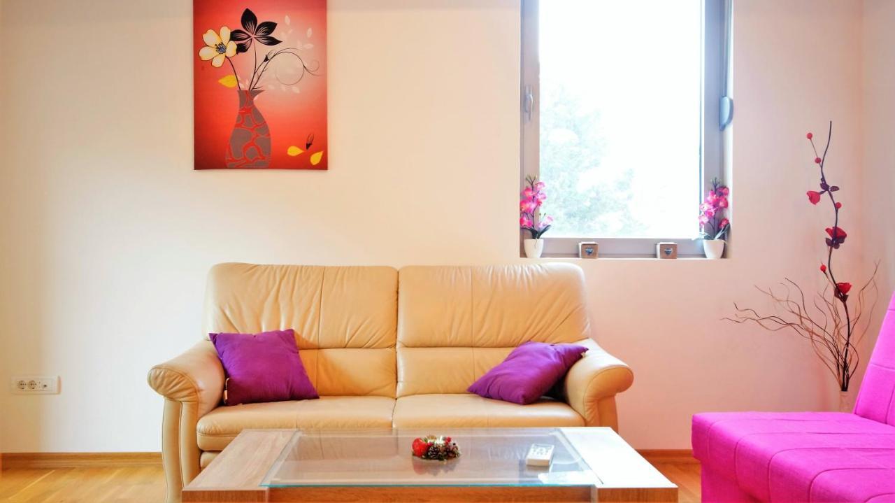 Pavlina Apartments Budva Eksteriør billede