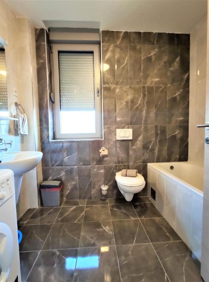 Pavlina Apartments Budva Eksteriør billede